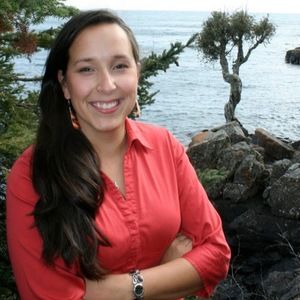 Meet your Posher, April